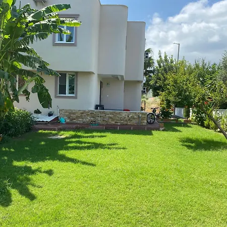 Orange&lemon Camyuva Villa *